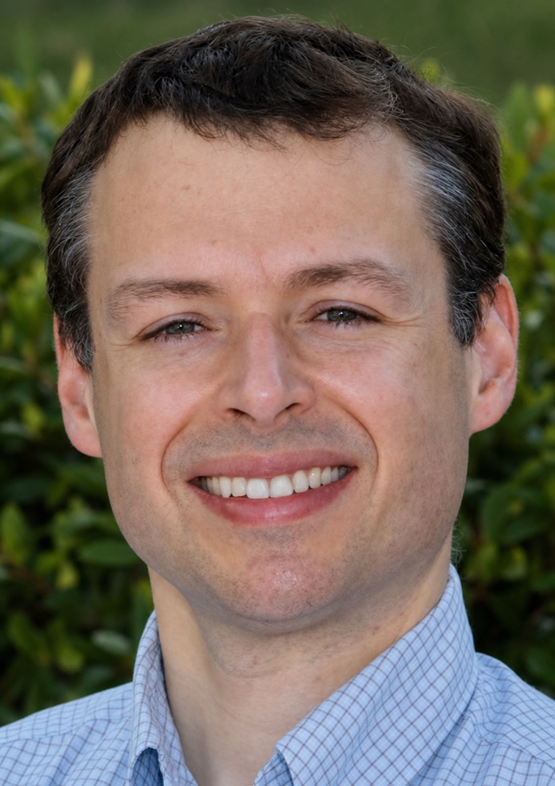 Headshot of Ethan Croteau.